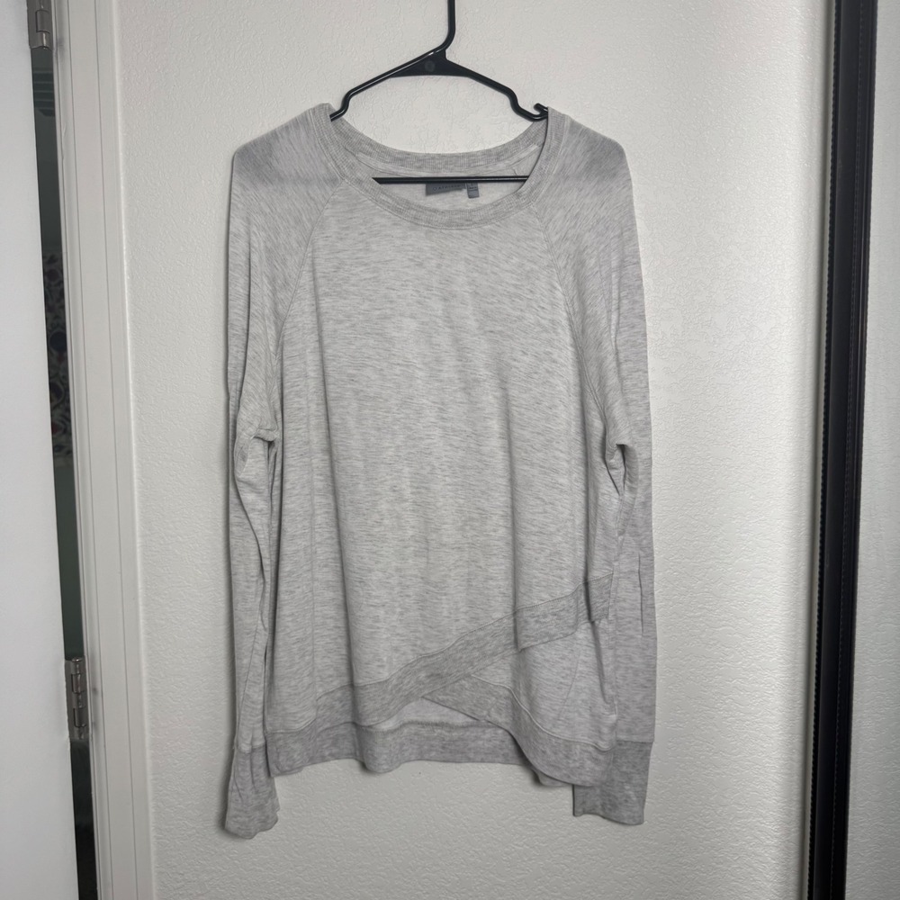 Athleta Sweatshirt Womens Large Grey Crossover Tulip Hem Long Sleeve Pullover